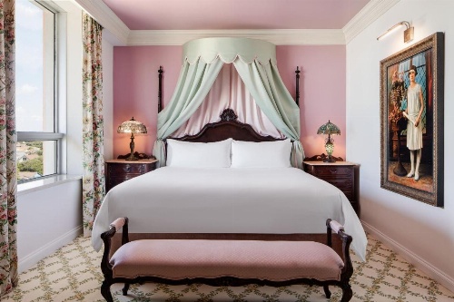 Grand Galvez Resort, Autograph Collection image 17
