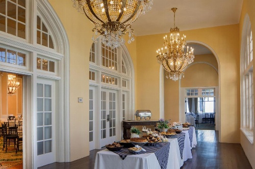 Grand Galvez Resort, Autograph Collection image 2